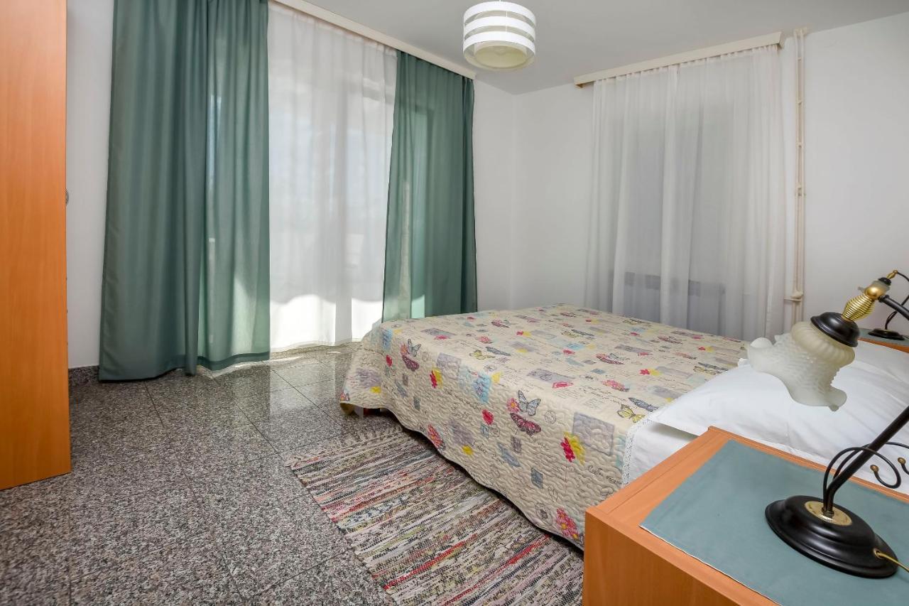 Apartments Dajana Primošten Екстериор снимка