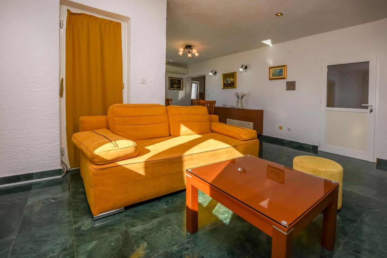 Apartments Dajana Primošten Екстериор снимка