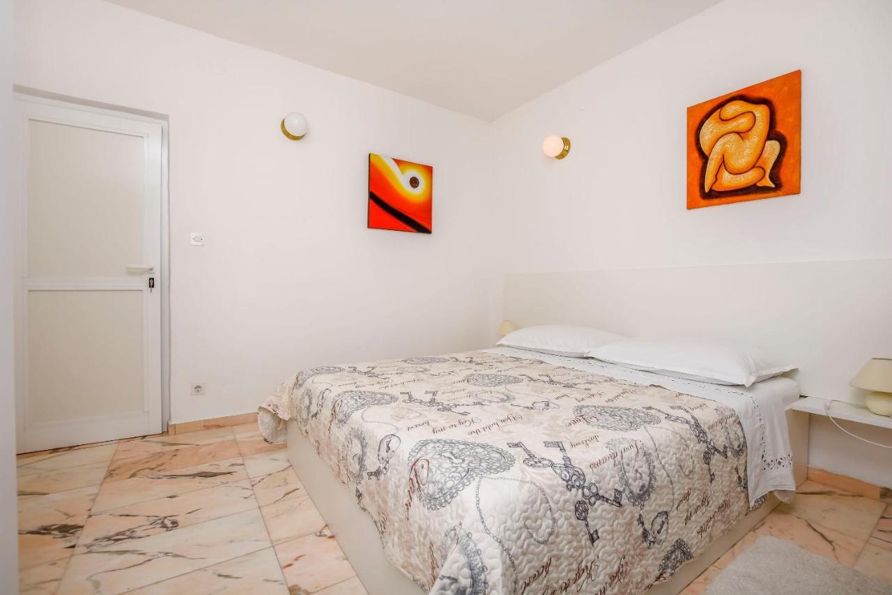 Apartments Dajana Primošten Екстериор снимка