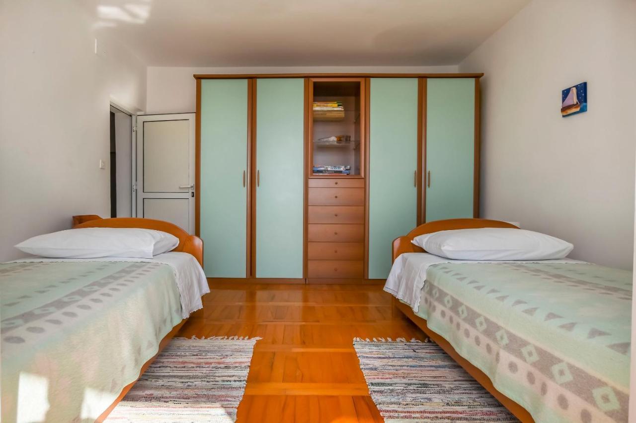 Apartments Dajana Primošten Екстериор снимка