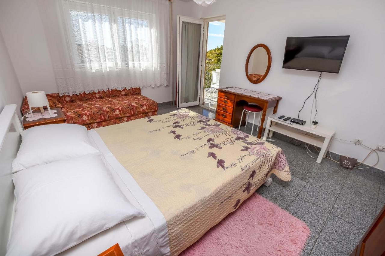 Apartments Dajana Primošten Екстериор снимка