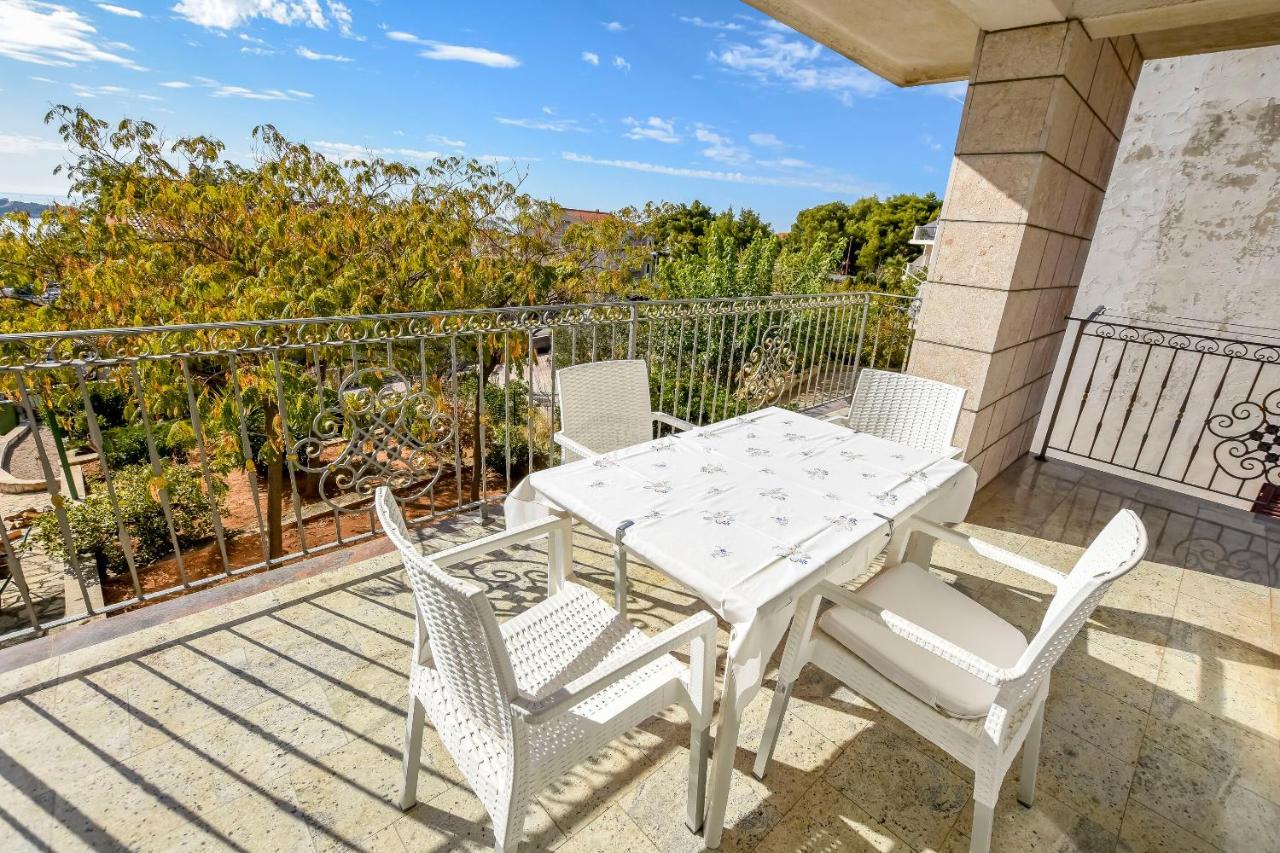 Apartments Dajana Primošten Екстериор снимка