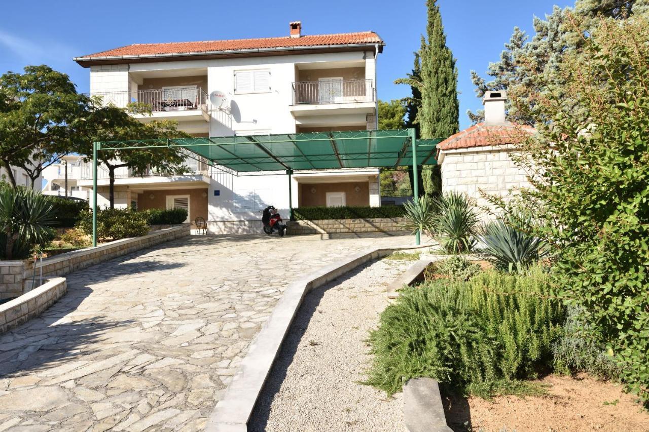 Apartments Dajana Primošten Екстериор снимка